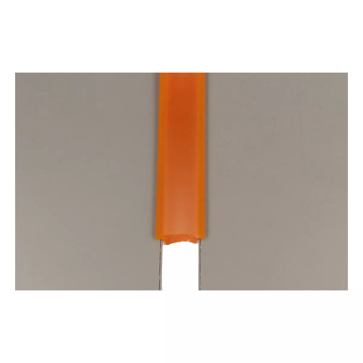 Dyfuzor profil elastyczny do taśm LED 22,7x8 pomarańczowy
